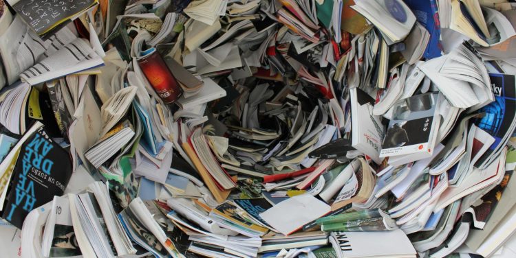 أدوات لا غنى عنها: الذكاء الاصطناعي شريك الصحفيين في البحث