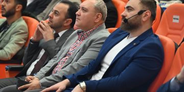 أفضل 10 منصات عالمية للتدريب الصحفي
