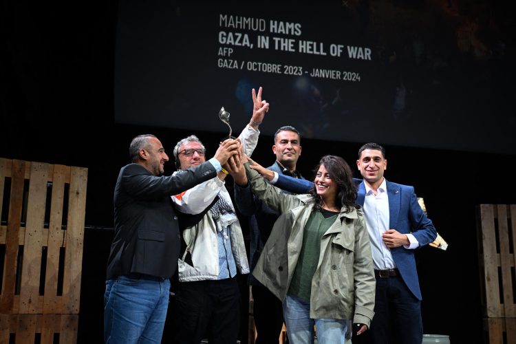 فرنسا تُكرّم شجاعة صحافيي “فرانس برس” في غزة